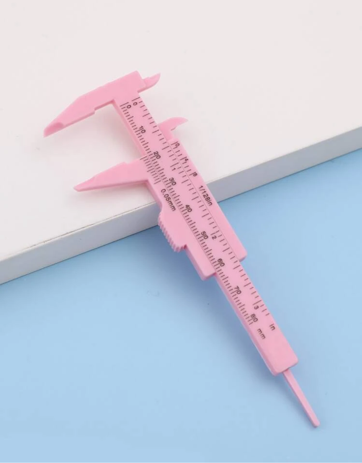 Regla para medir cejas